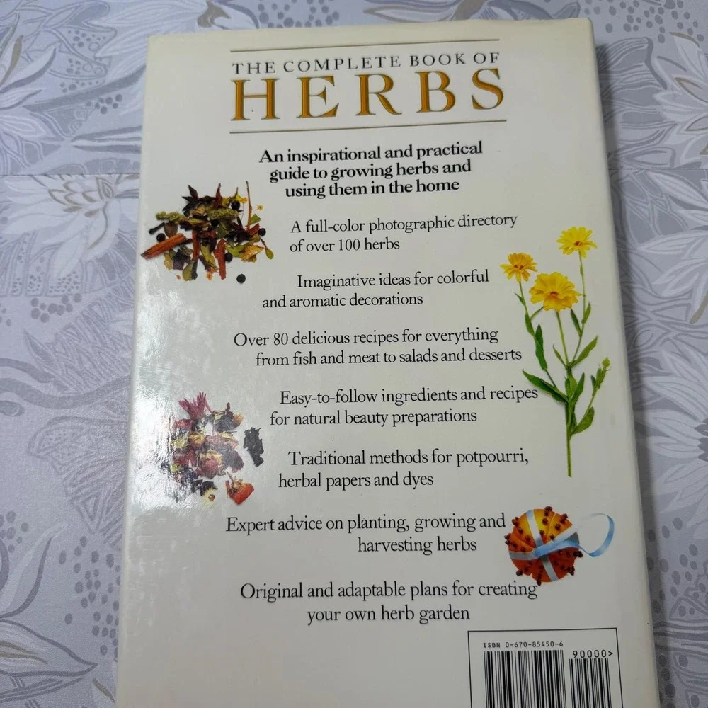 The Complete Book of Herbs: A‎ Practical Guide to Growing Using Herbs Hardcover
